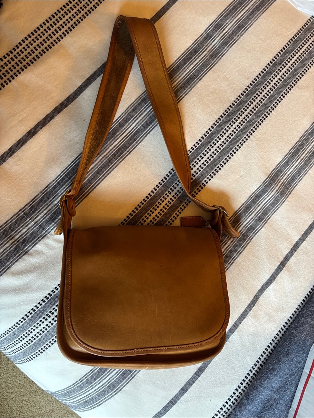 Coach Brown Leather Messenger Crossbody Bag